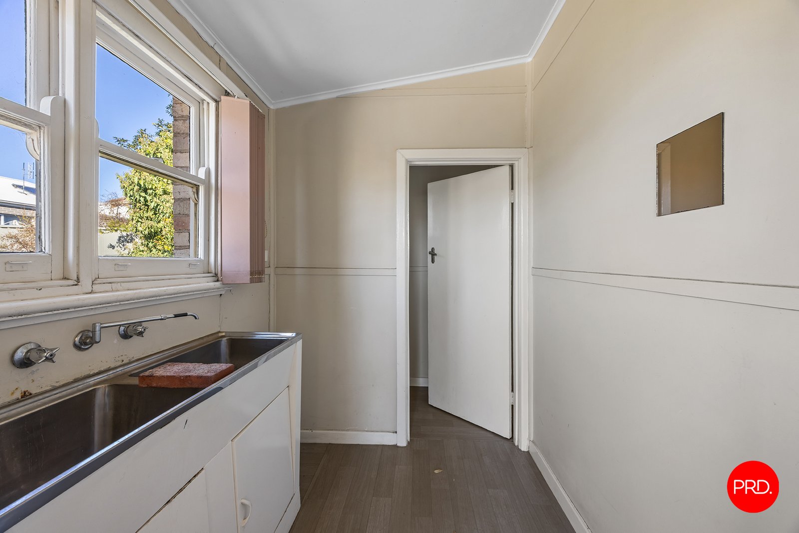 390 Napier Street WHITE HILLS 9