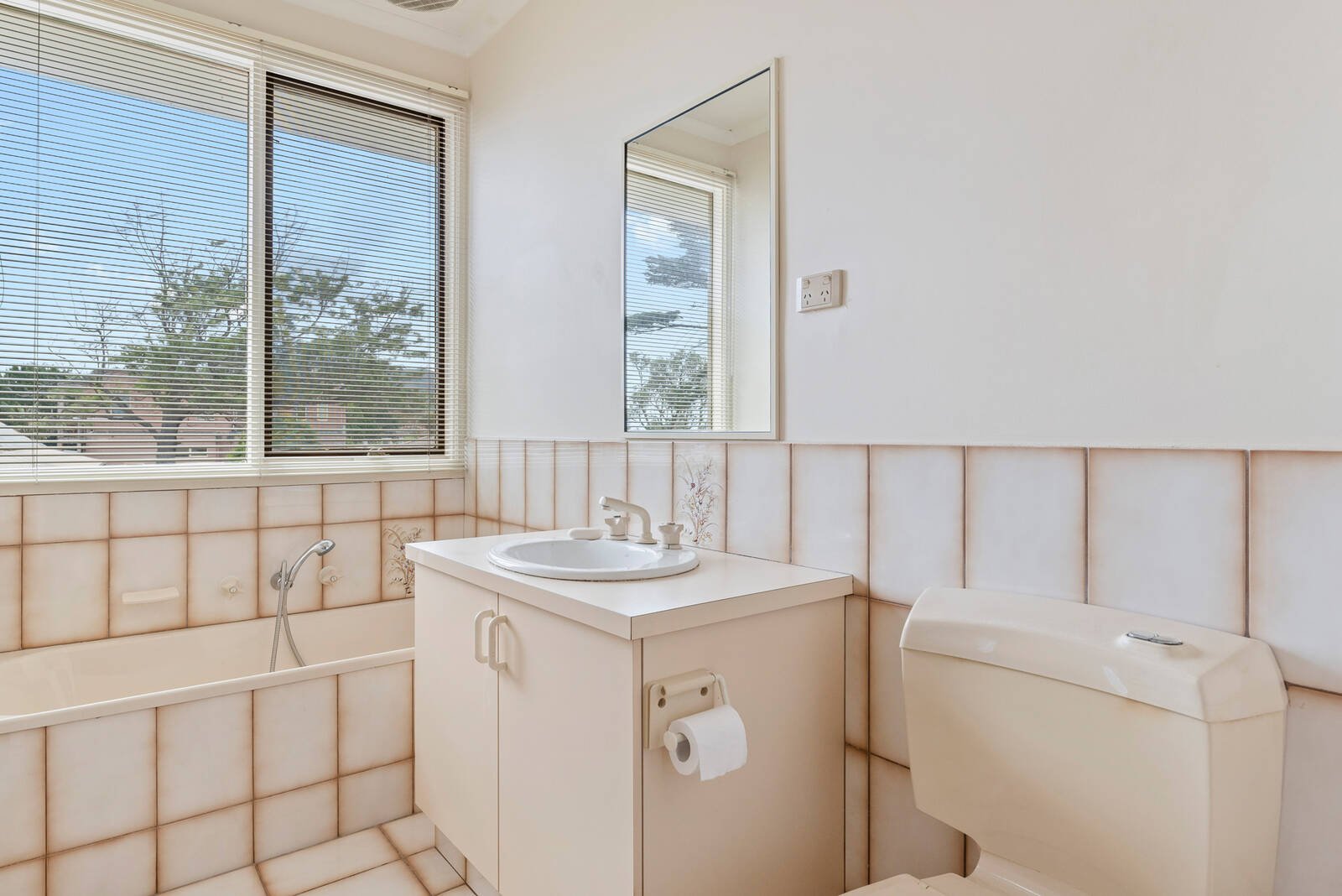 Real Estate and Property in 3/904 Point Nepean Road, Rosebud, VIC