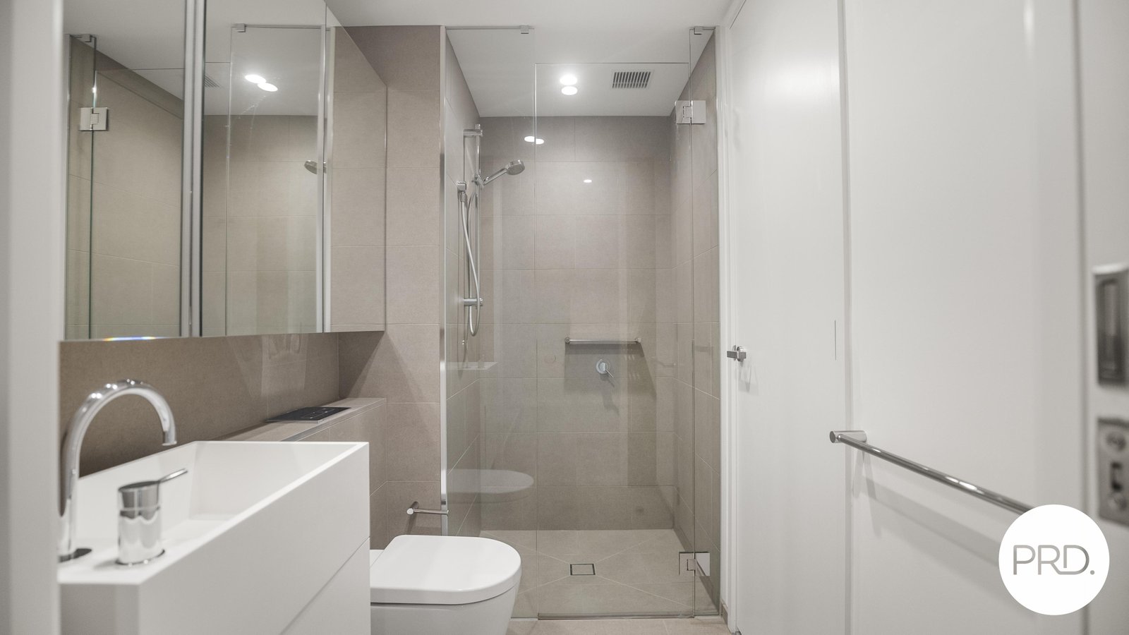 3905/70 Southbank Boulevard SOUTHBANK 6