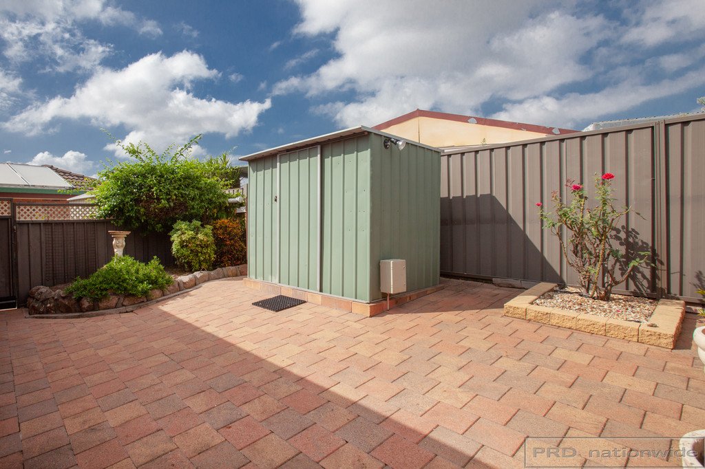 3/90A Anderson Drive TARRO 12