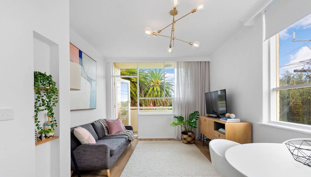 Gallery: 3/91 Beach Road
