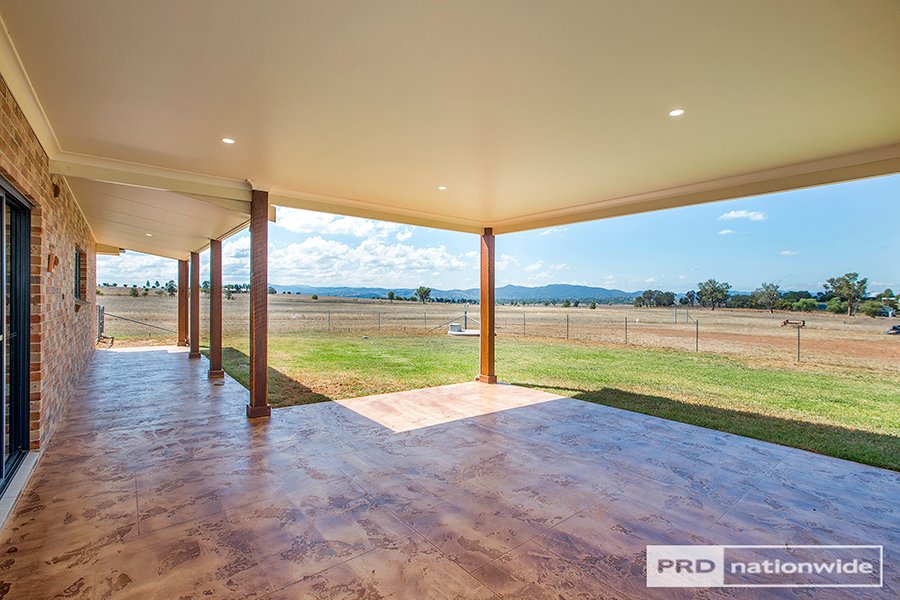 391 Country Road TAMWORTH 2