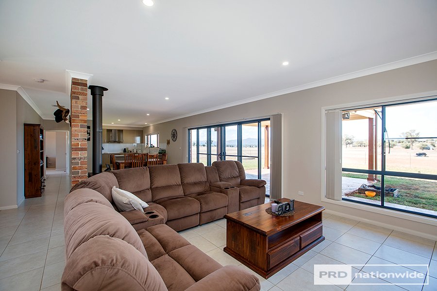 391 Country Road TAMWORTH 6