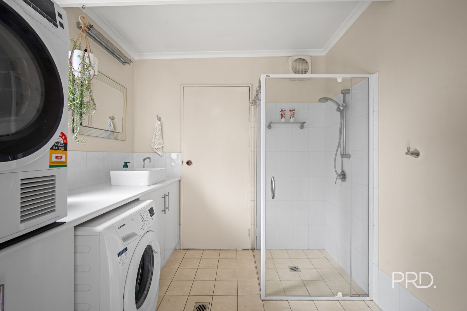 391 Lake Albert Road KOORINGAL 16
