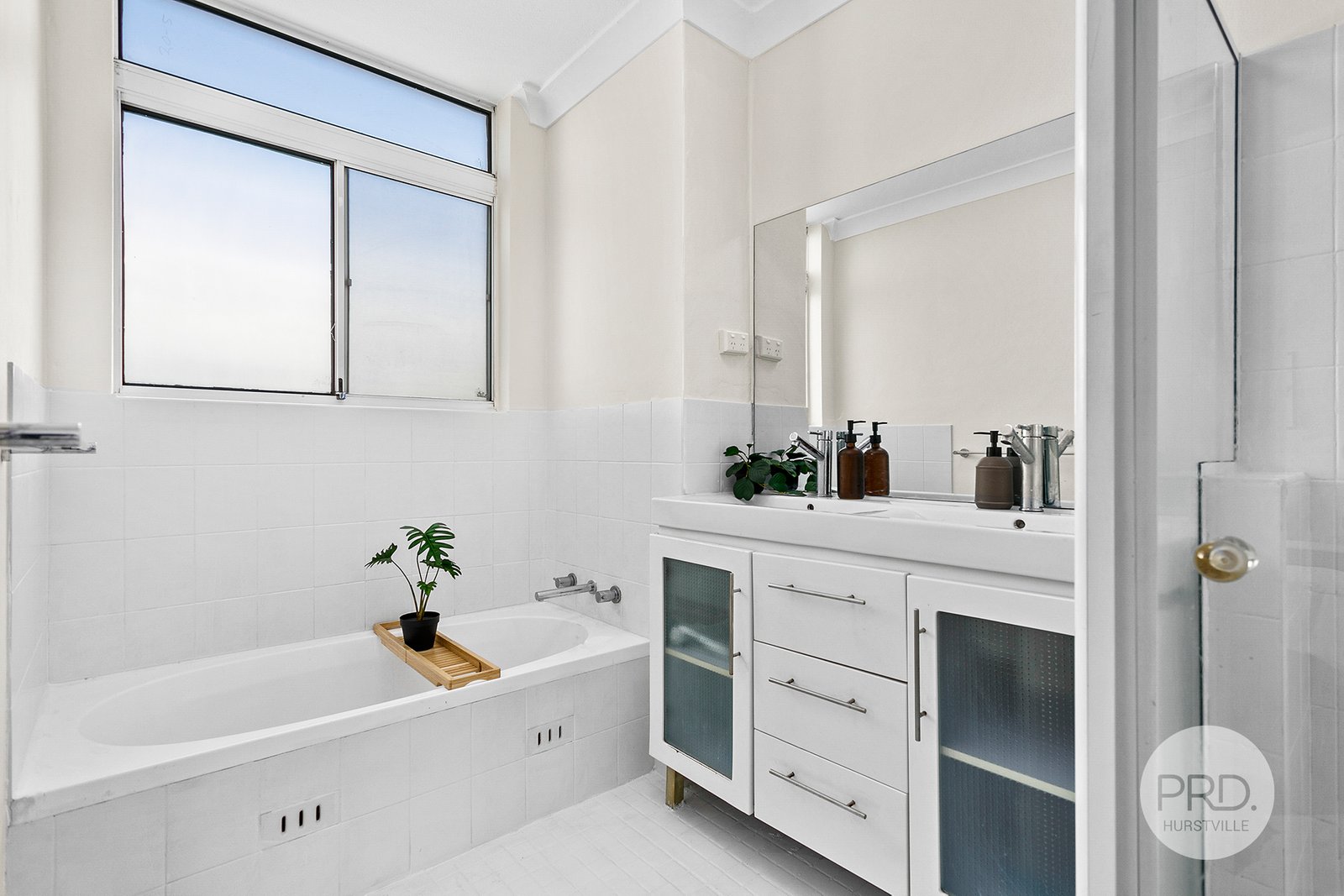 39/11-15 Bond Street HURSTVILLE 6