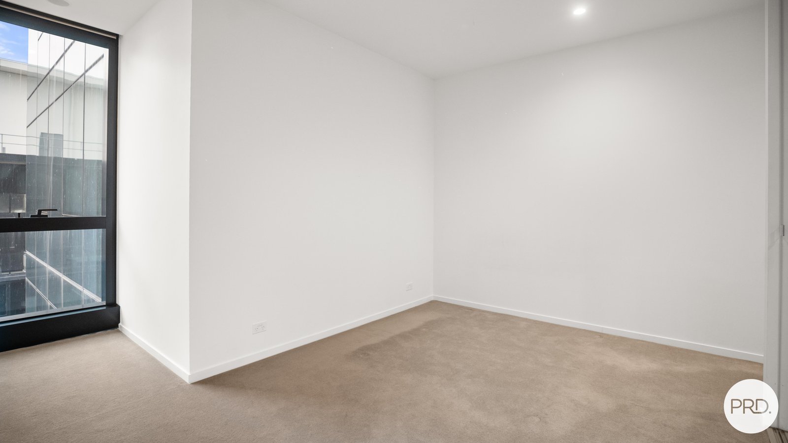 3914/70 Southbank Boulevard SOUTHBANK 8