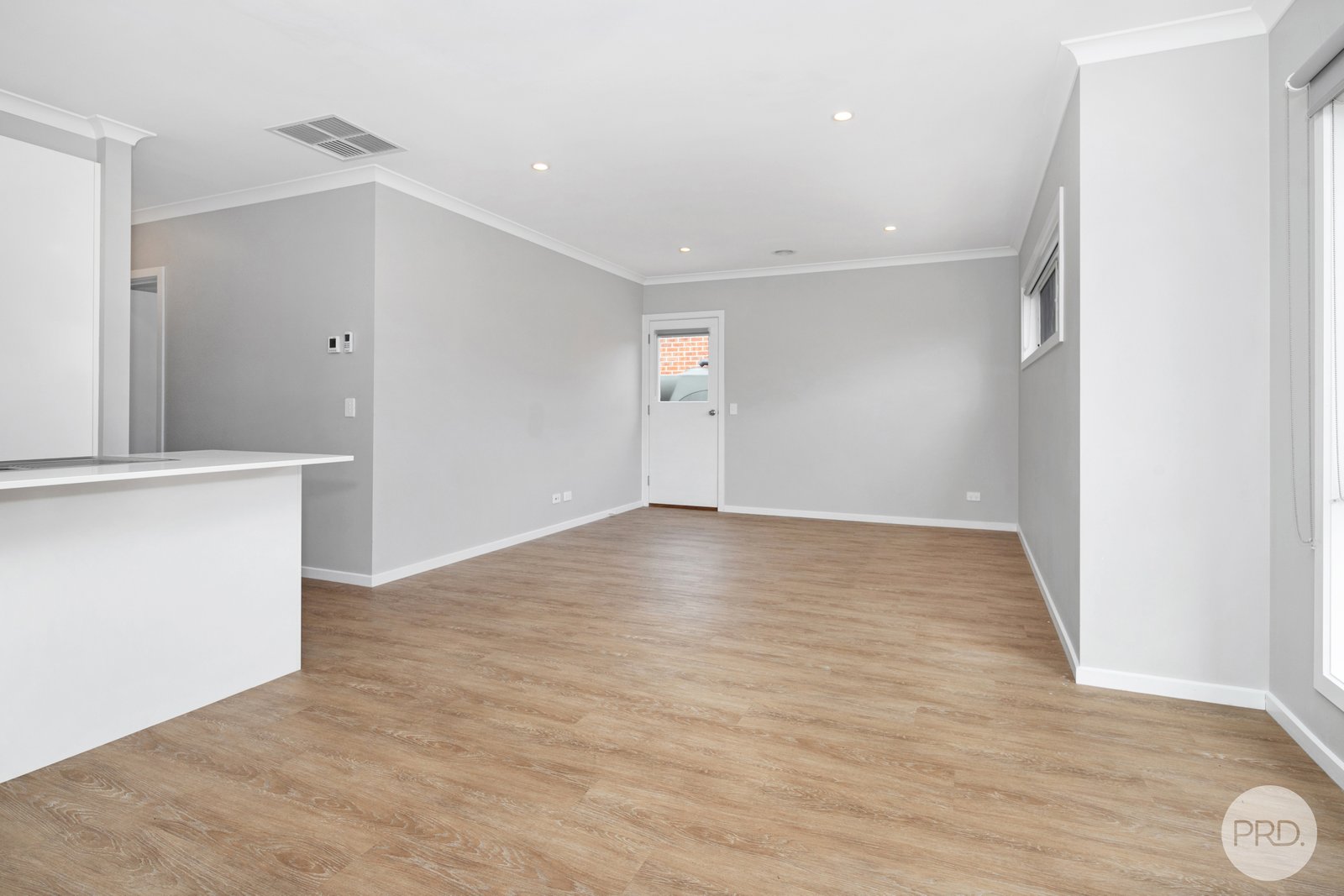 3/916 Geelong Road CANADIAN 2