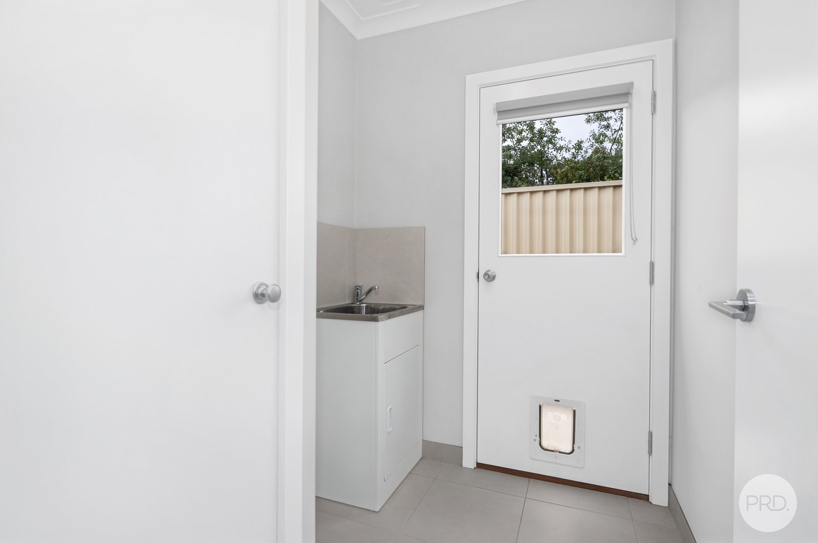 3/916 Geelong Road CANADIAN 10