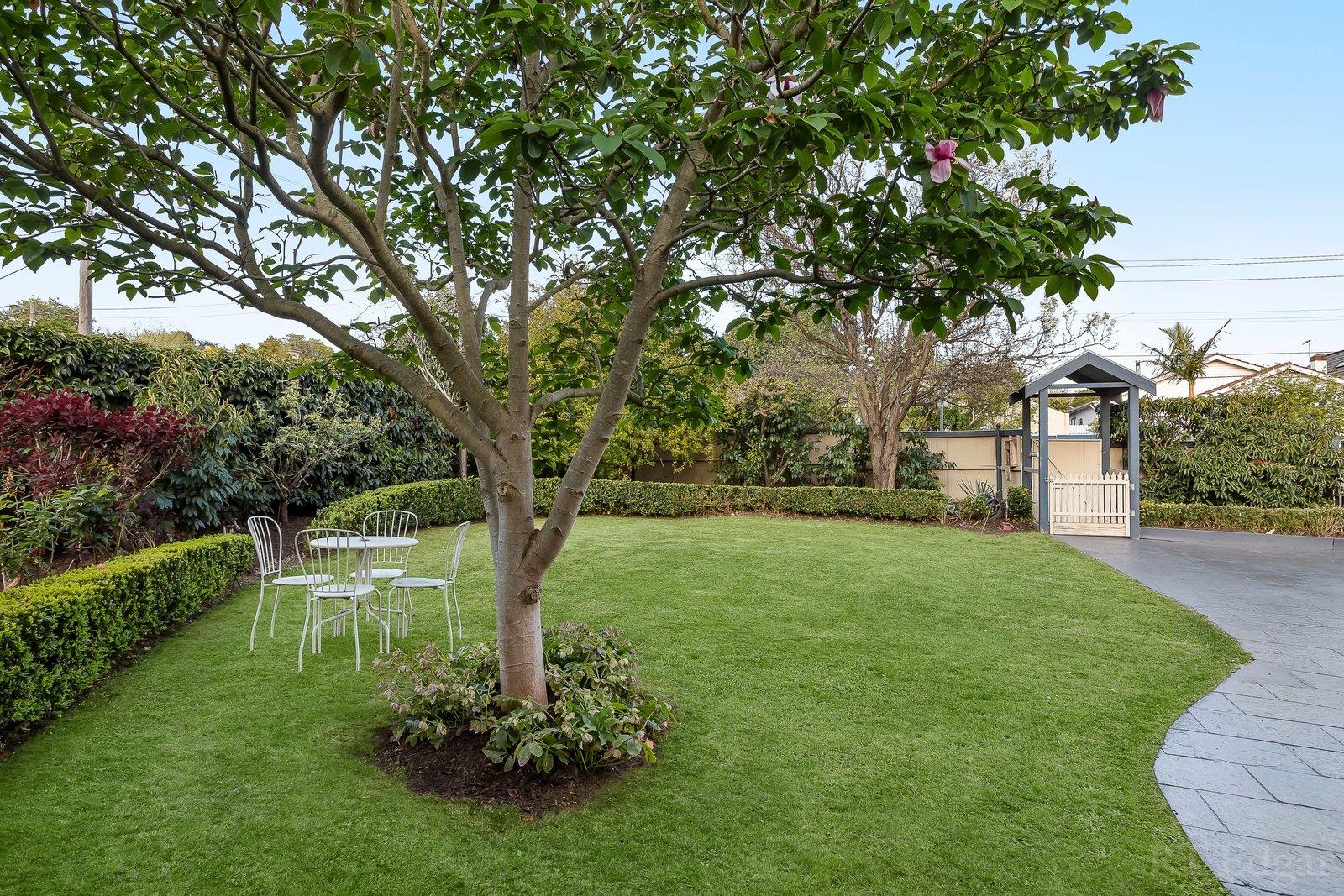 Real Estate and Property in 392 Auburn Road, Hawthorn, VIC