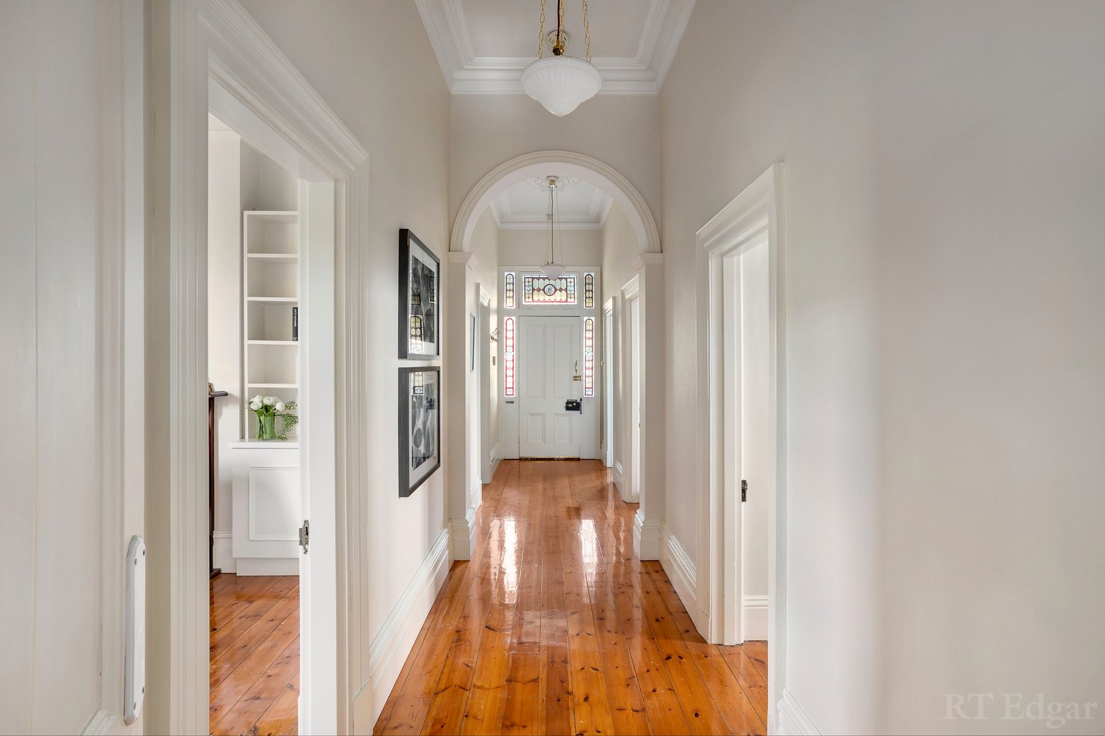 Real Estate and Property in 392 Auburn Road, Hawthorn, VIC