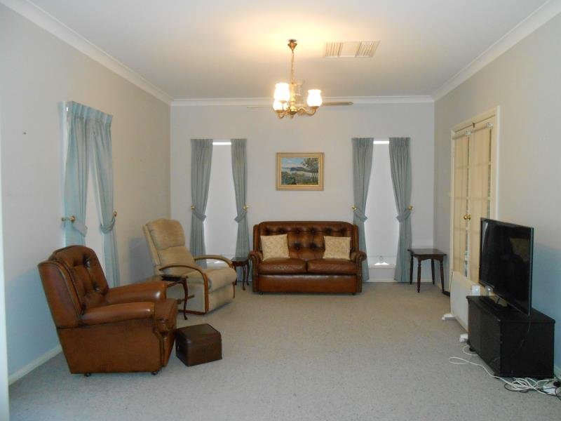 3/92 Napier Street TAMWORTH 7