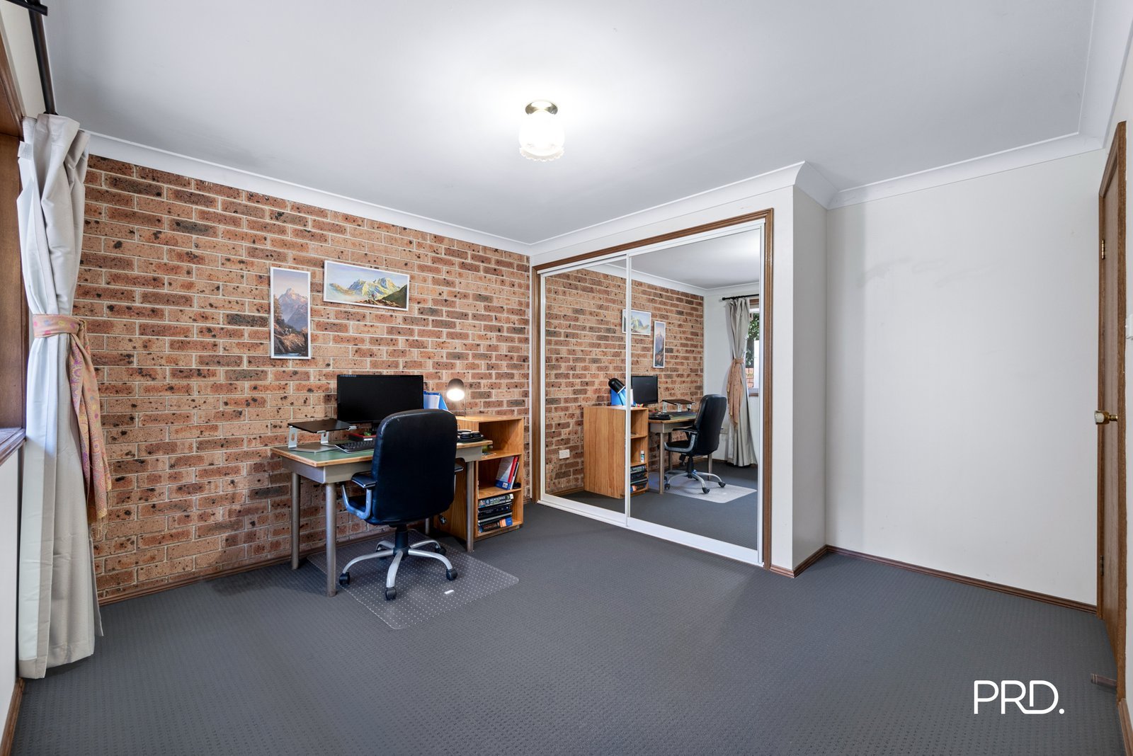 39/2 Valley Road Springwood 6