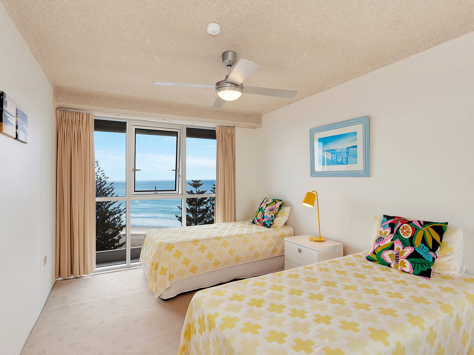 39/202 The Esplanade BURLEIGH HEADS 9