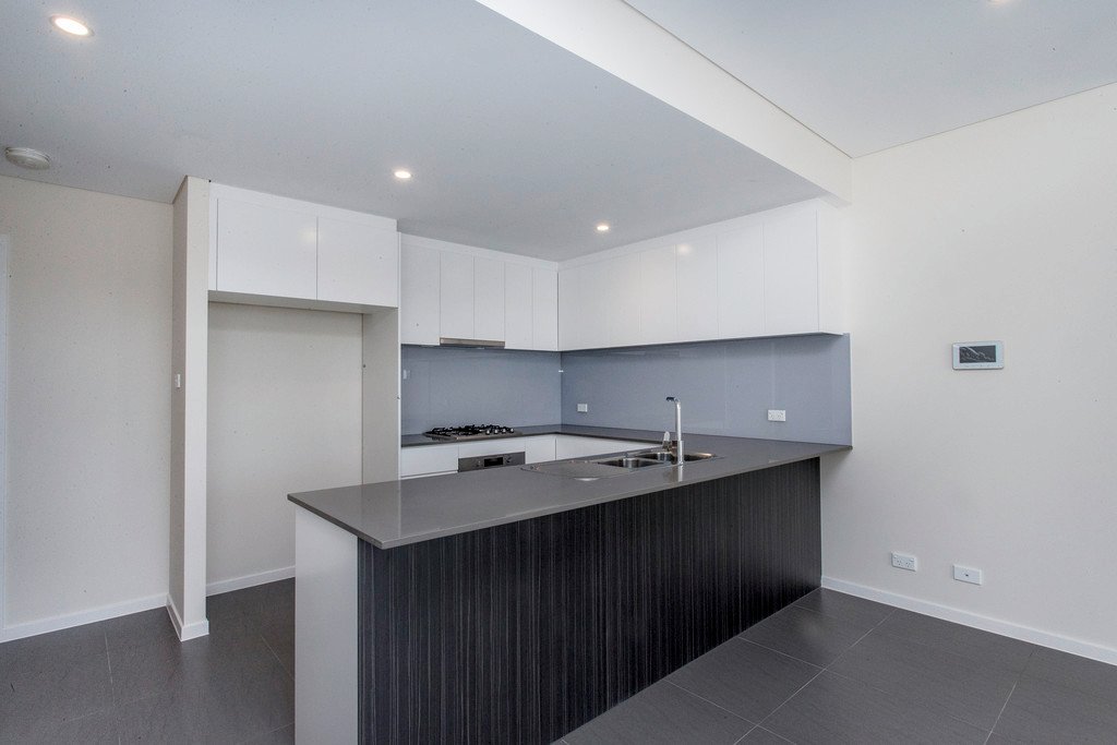 39/208 Great Western Highway KINGSWOOD 10