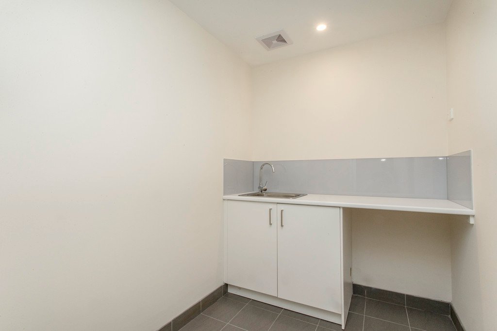 39/208 Great Western Highway KINGSWOOD 18