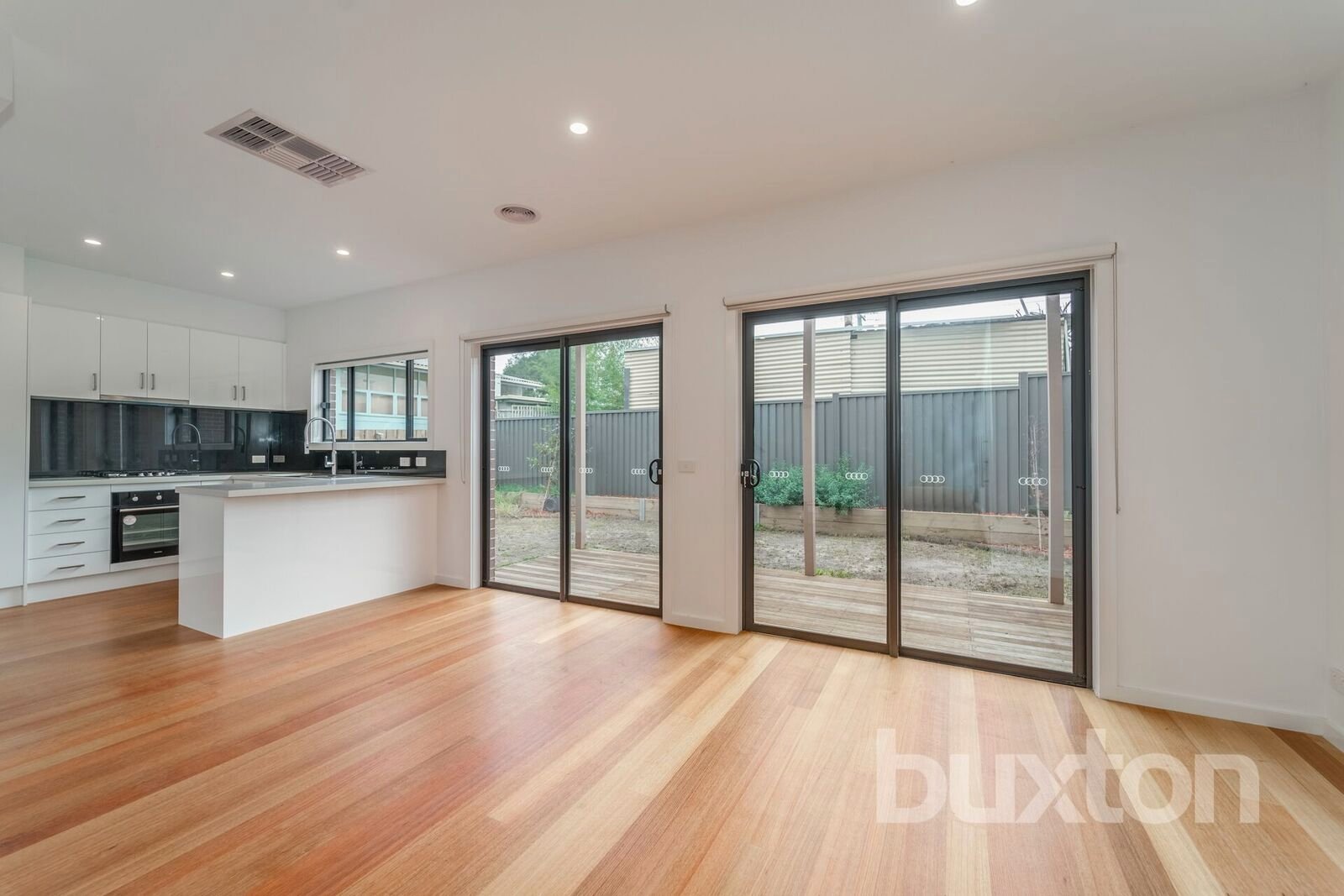 Gallery: 3/93 Huntingdale Road