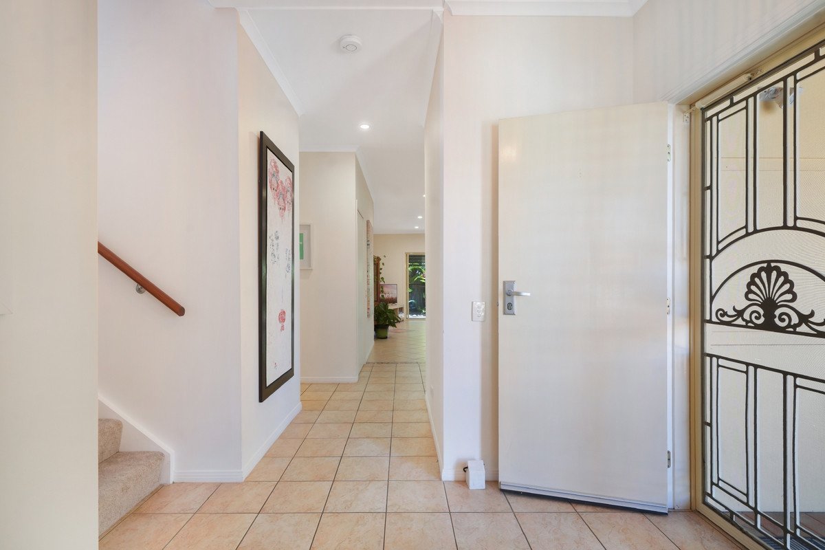 39/36-42 Beachcomber Court BURLEIGH WATERS 21