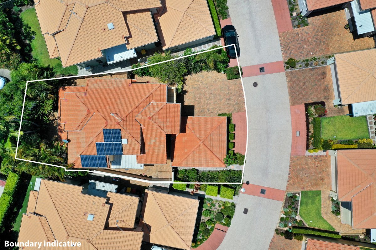 39/36-42 Beachcomber Court BURLEIGH WATERS 28