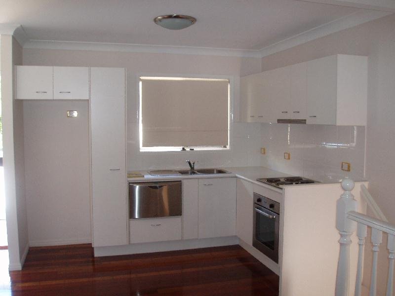 3/94 Eton Street NUNDAH 2