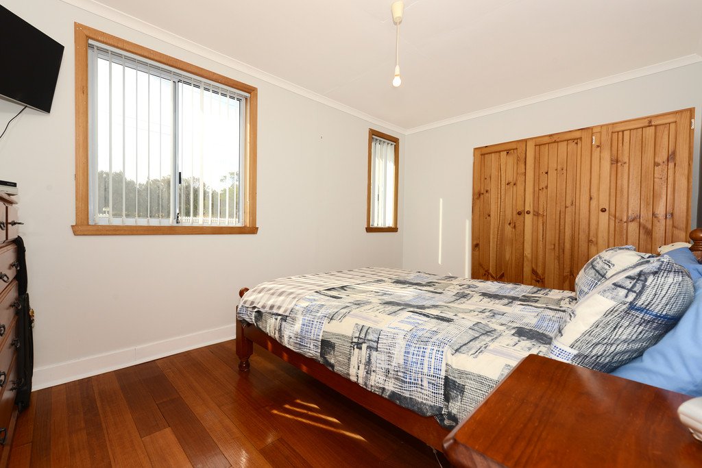 395 Shark Point Road PENNA 22