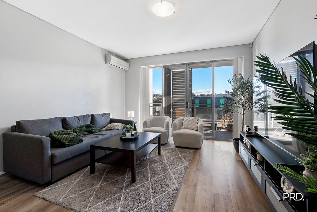 39/56 Lakeside Parade JORDAN SPRINGS 2