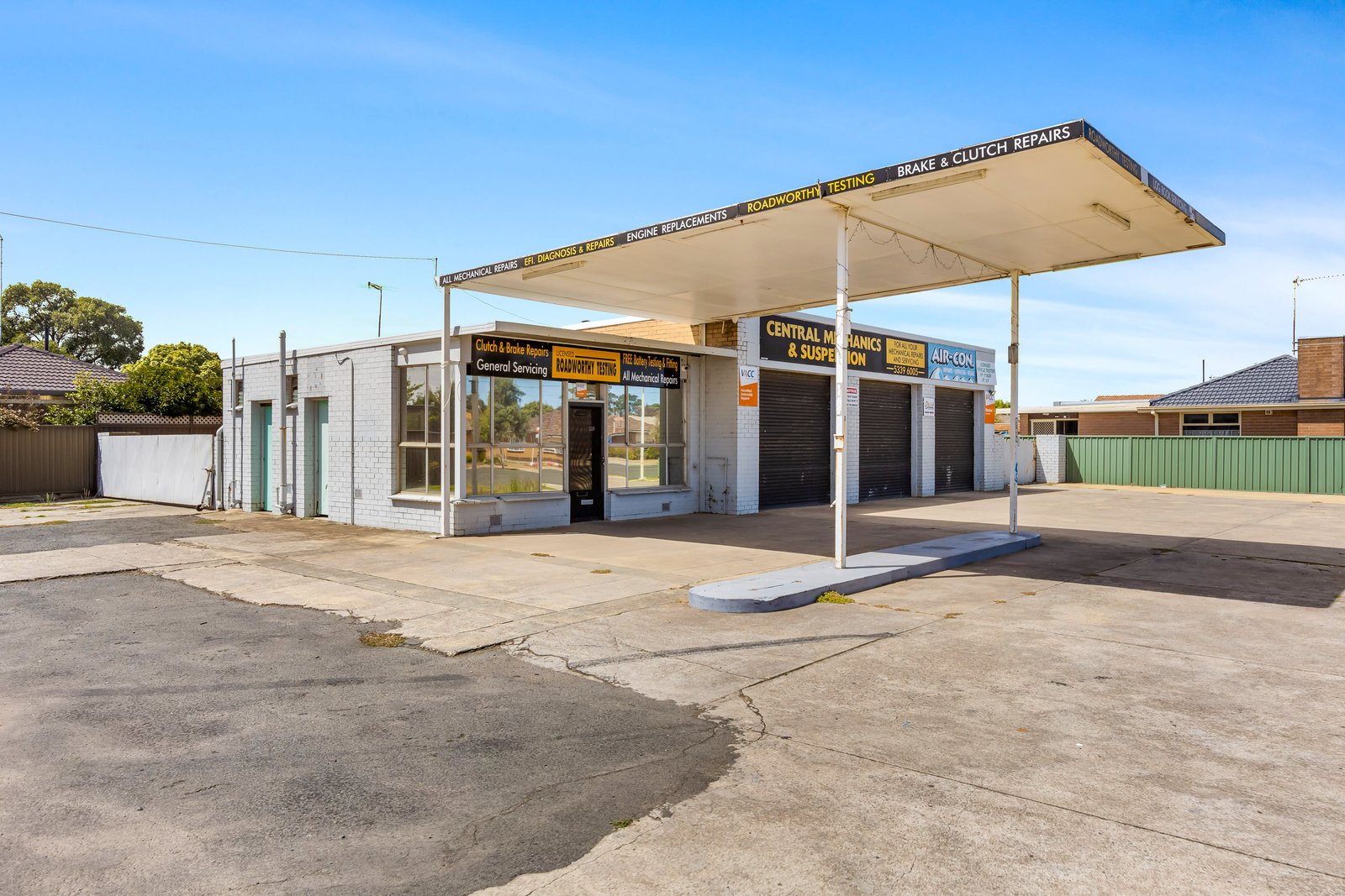 Gallery: 396-398 Forest Street