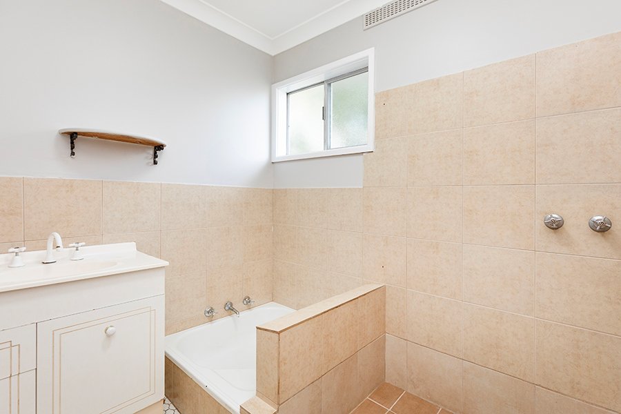 396 Armidale Road TAMWORTH 11