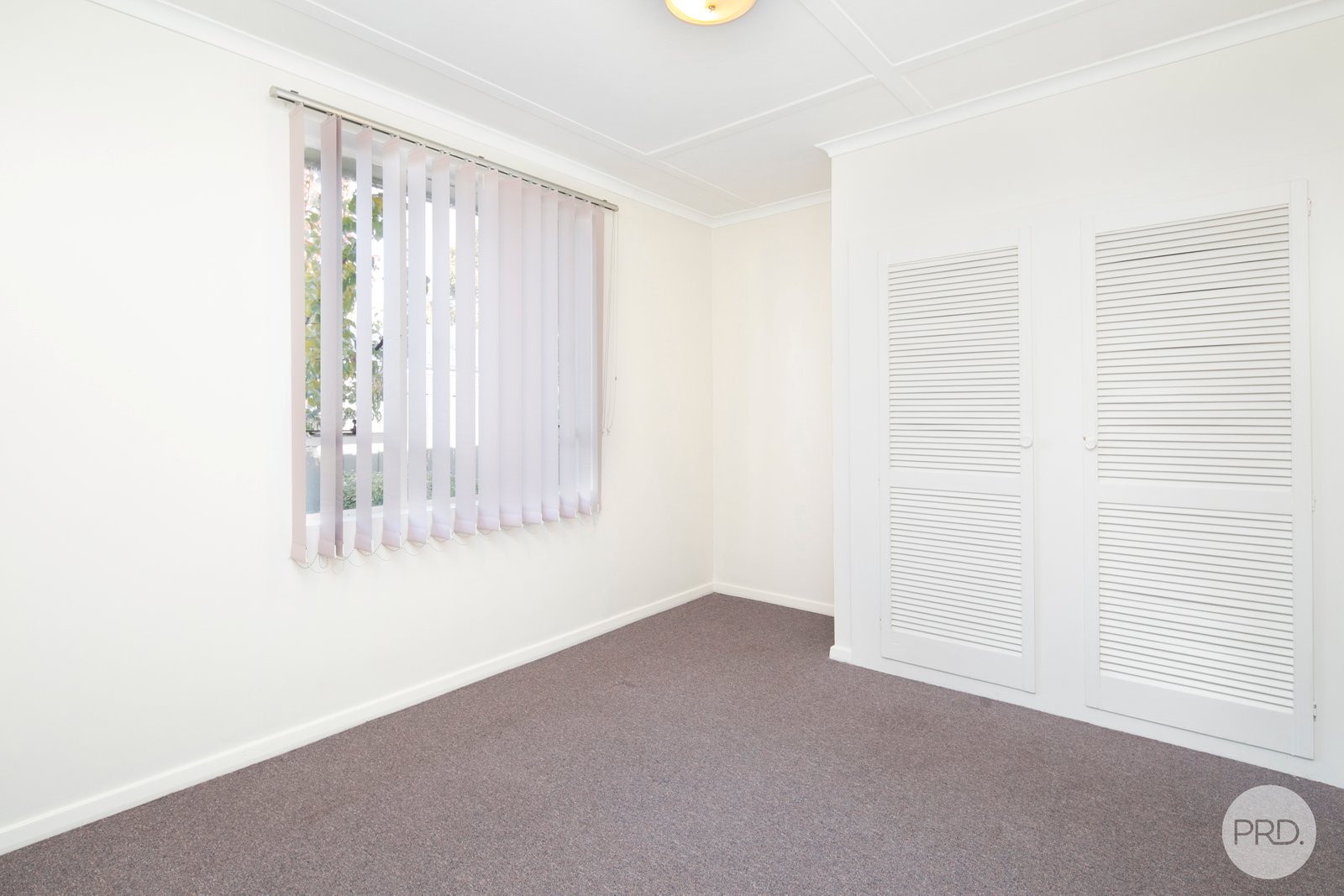 398 Richards Street CANADIAN 4