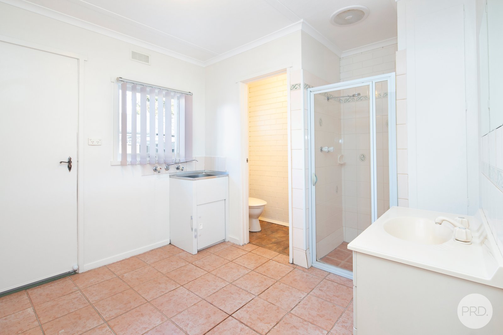 398 Richards Street CANADIAN 8