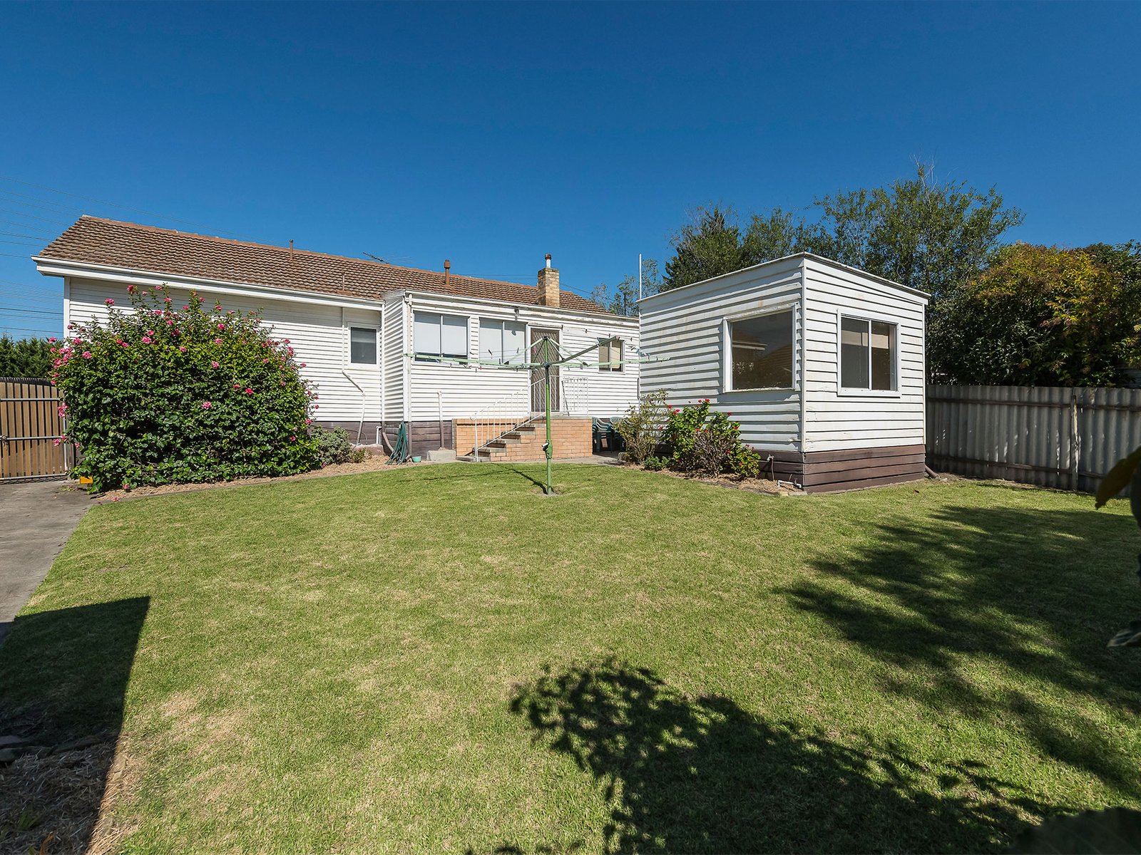 Gallery: 399 Bay Road