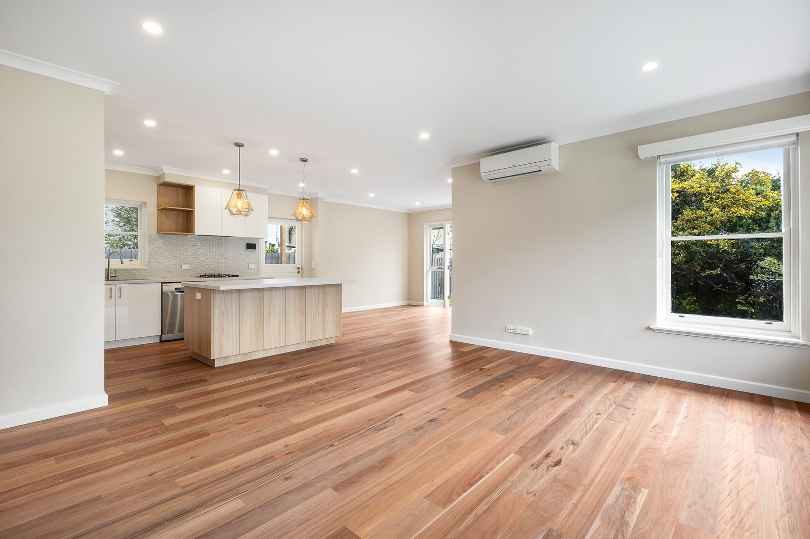 Gallery: 3/99 Orlando Street