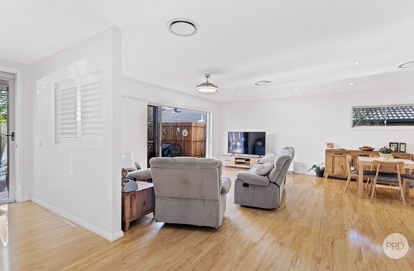 39a Compass Close SALAMANDER BAY 8