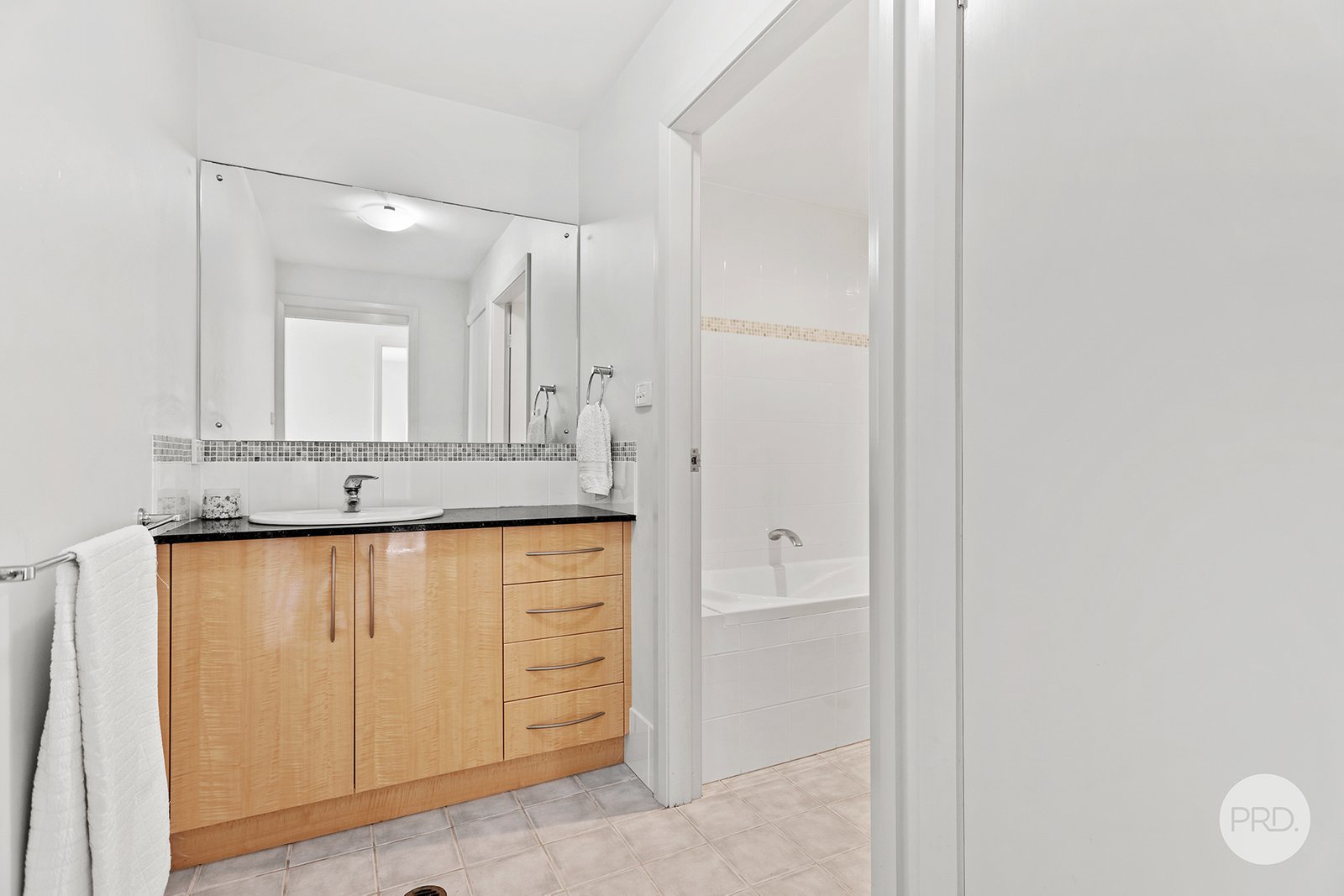 39a Kanangra Avenue CORLETTE 28