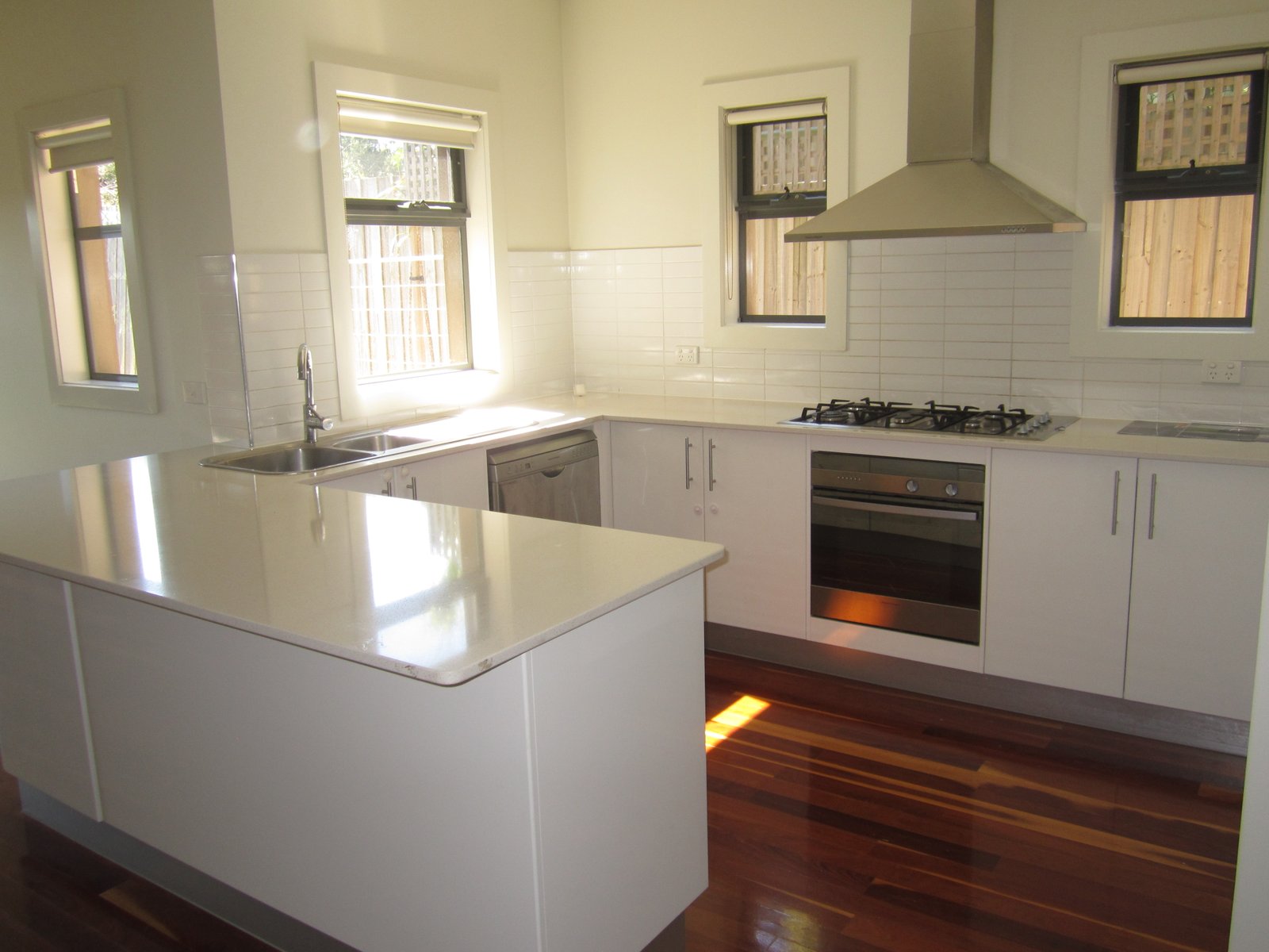 Gallery: 39b Valkstone Street