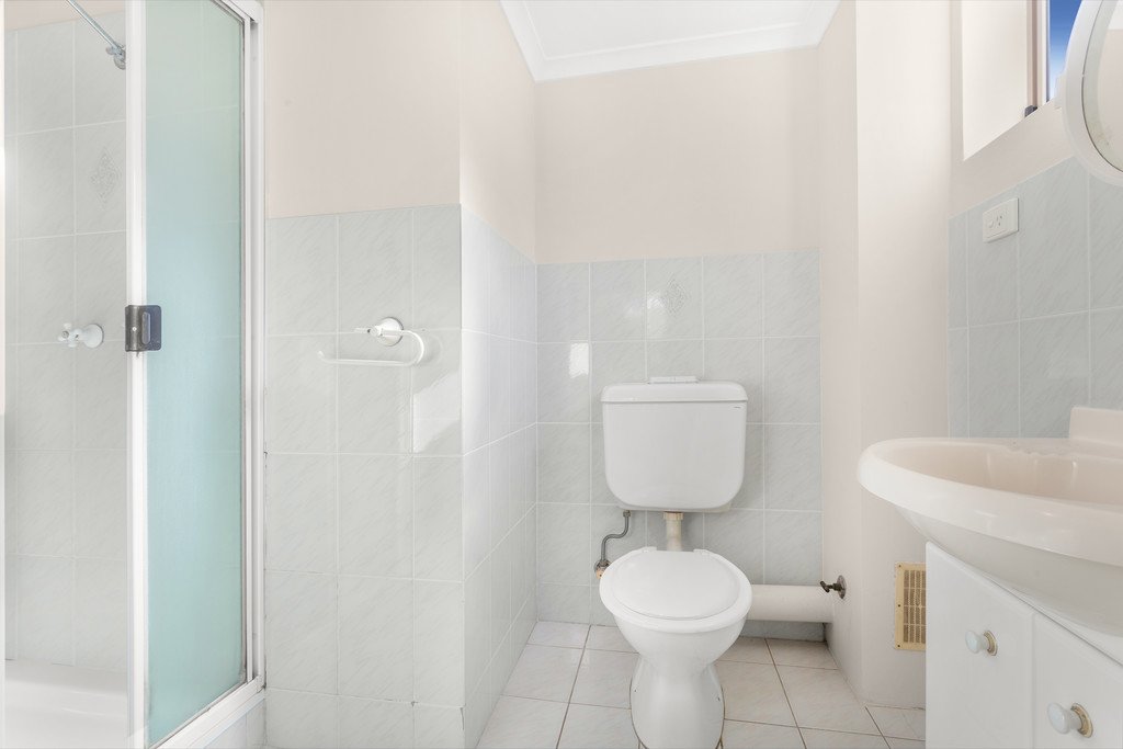 3A / 49 Wagner Road CLAYFIELD 8