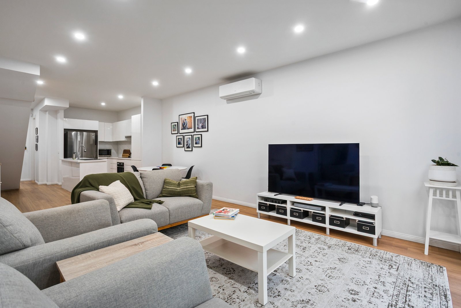 Gallery: 3A Brunel Street
