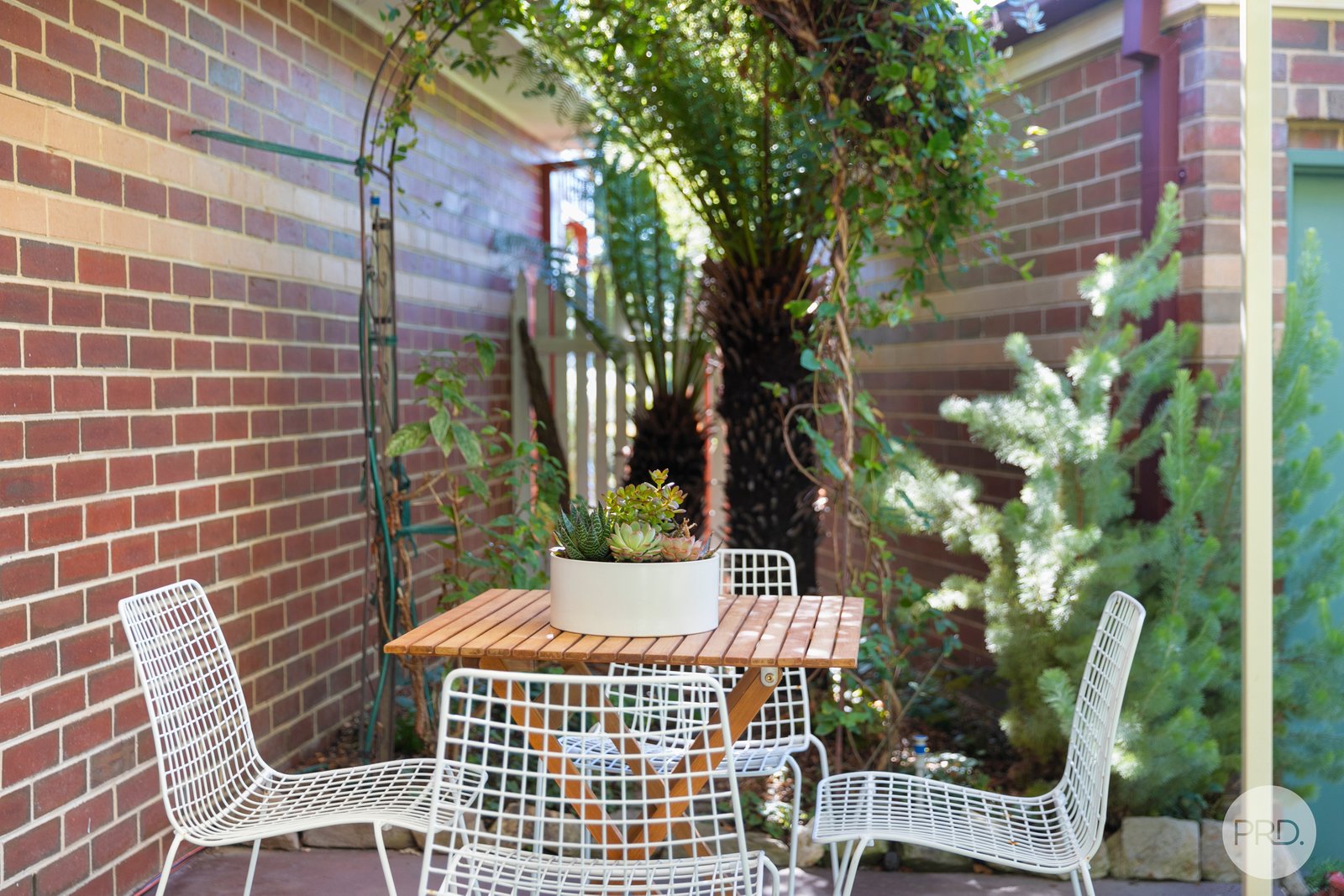 3A Craig Court CANADIAN 16