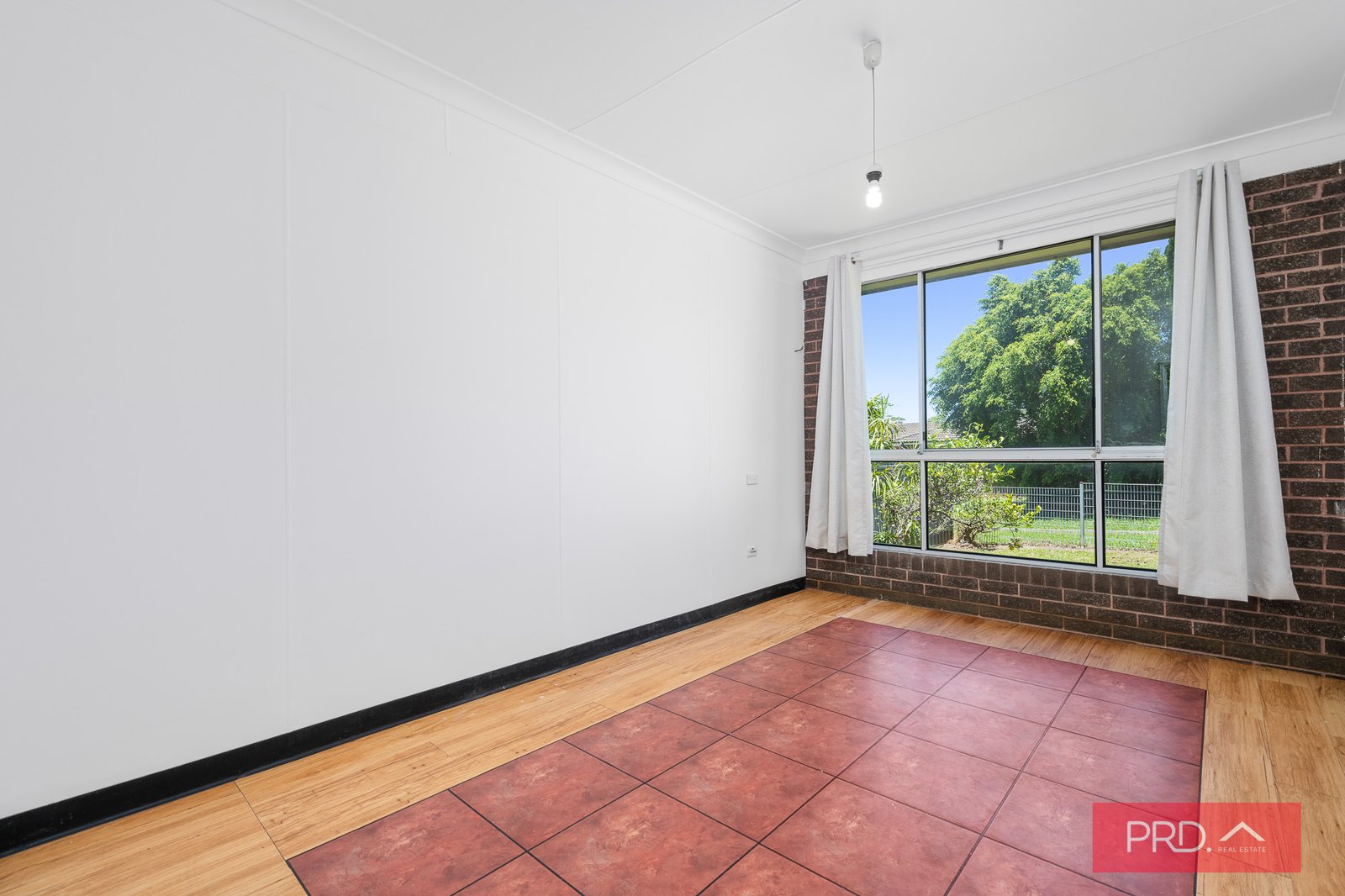 3a Gower Close WETHERILL PARK 2