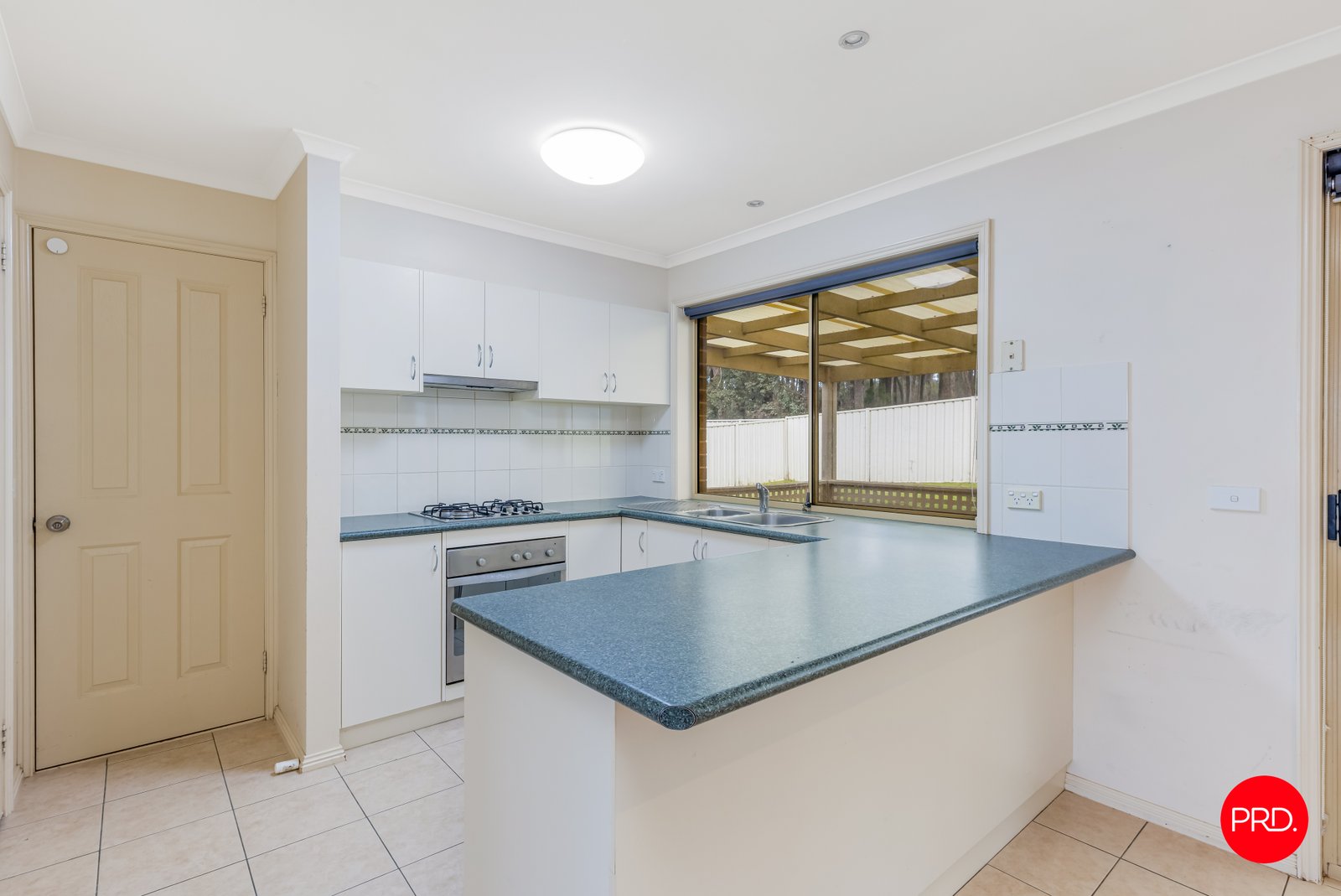 3A Grevillea Avenue KANGAROO FLAT 4