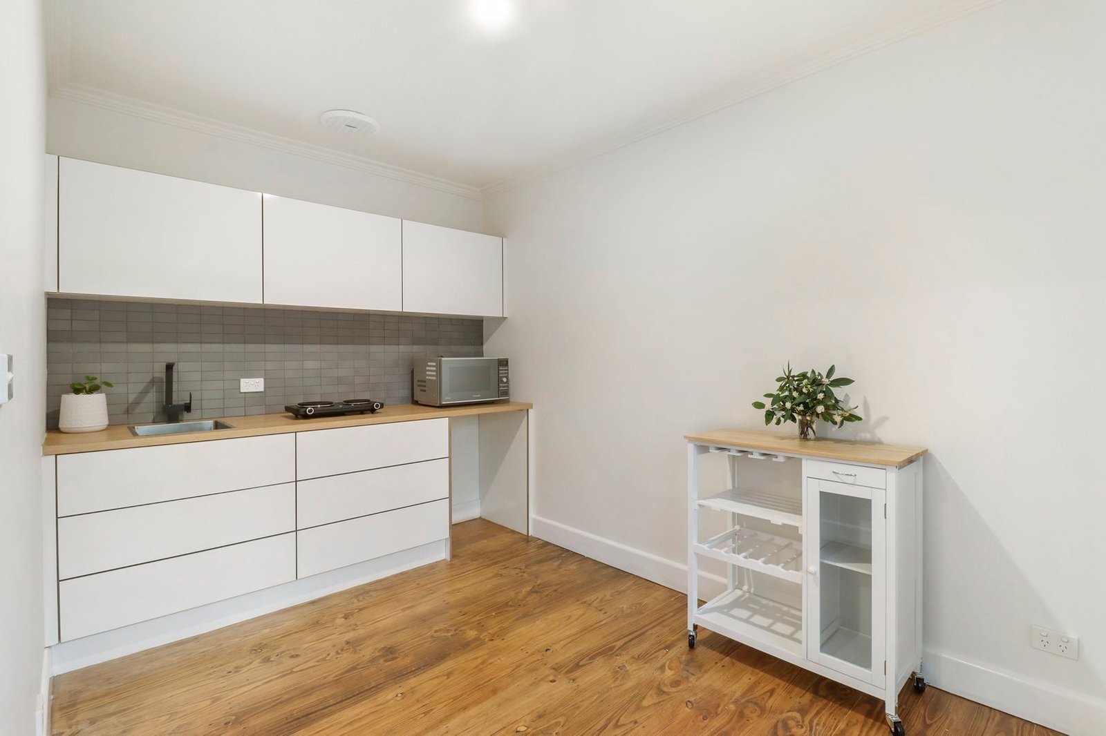 Gallery: 3A Ian Court