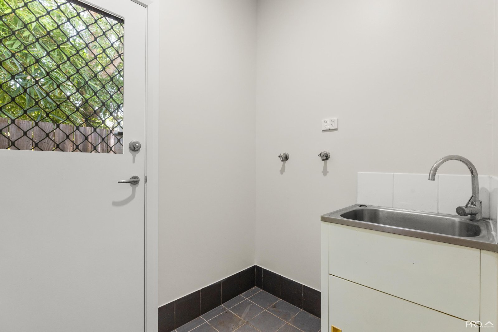 3A Pryor Drive BROOME 17