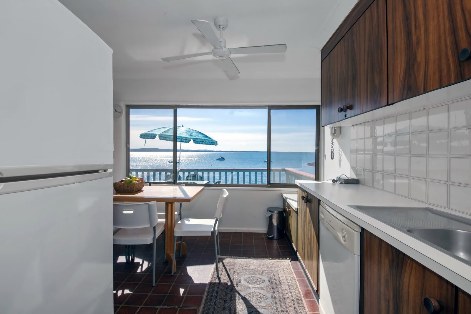 3a Randall Drive SALAMANDER BAY 12