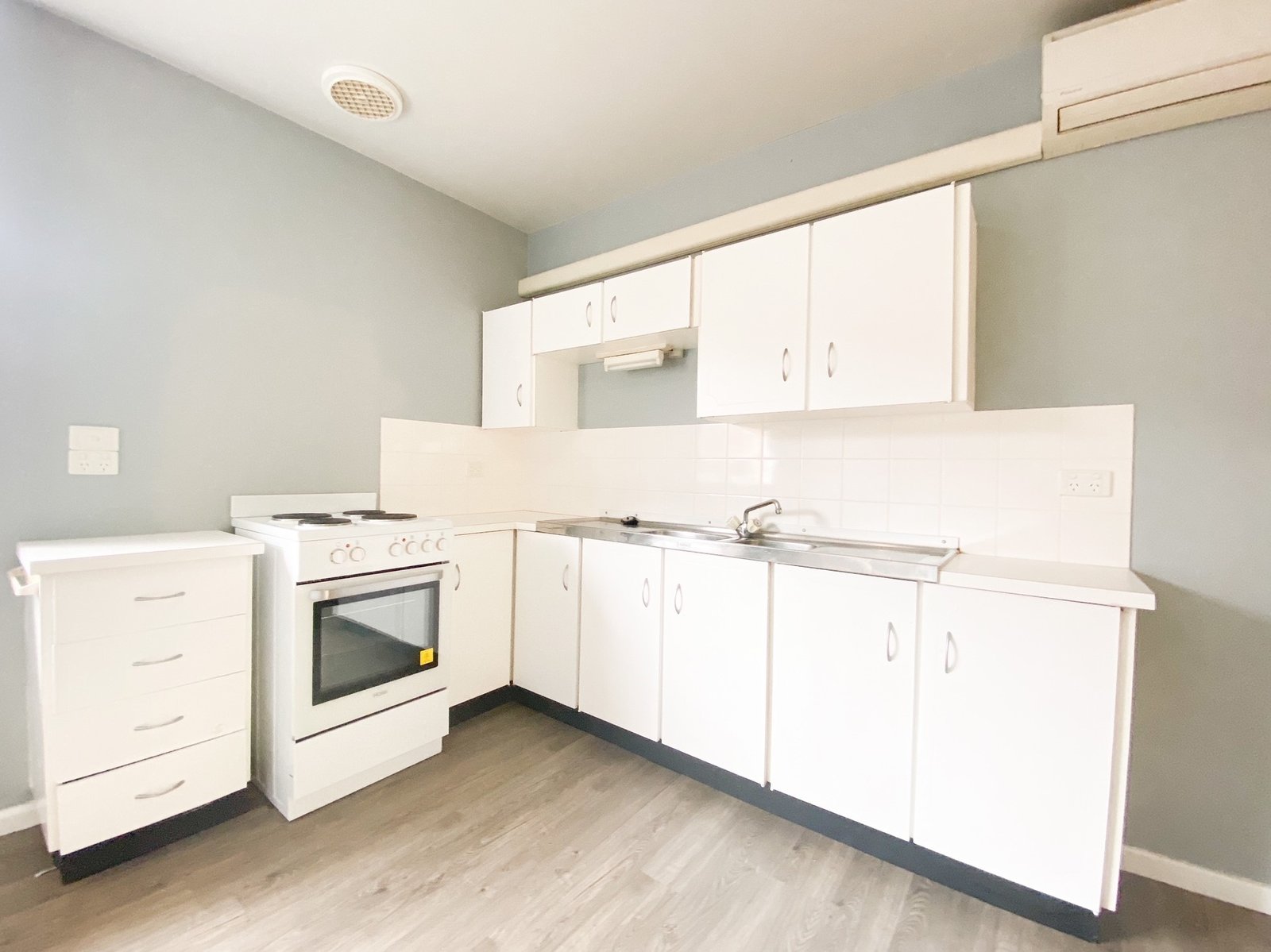 3a Raymond Avenue SALAMANDER BAY 3