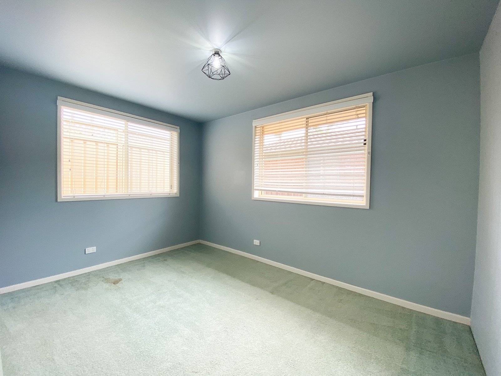 3a Raymond Avenue SALAMANDER BAY 8