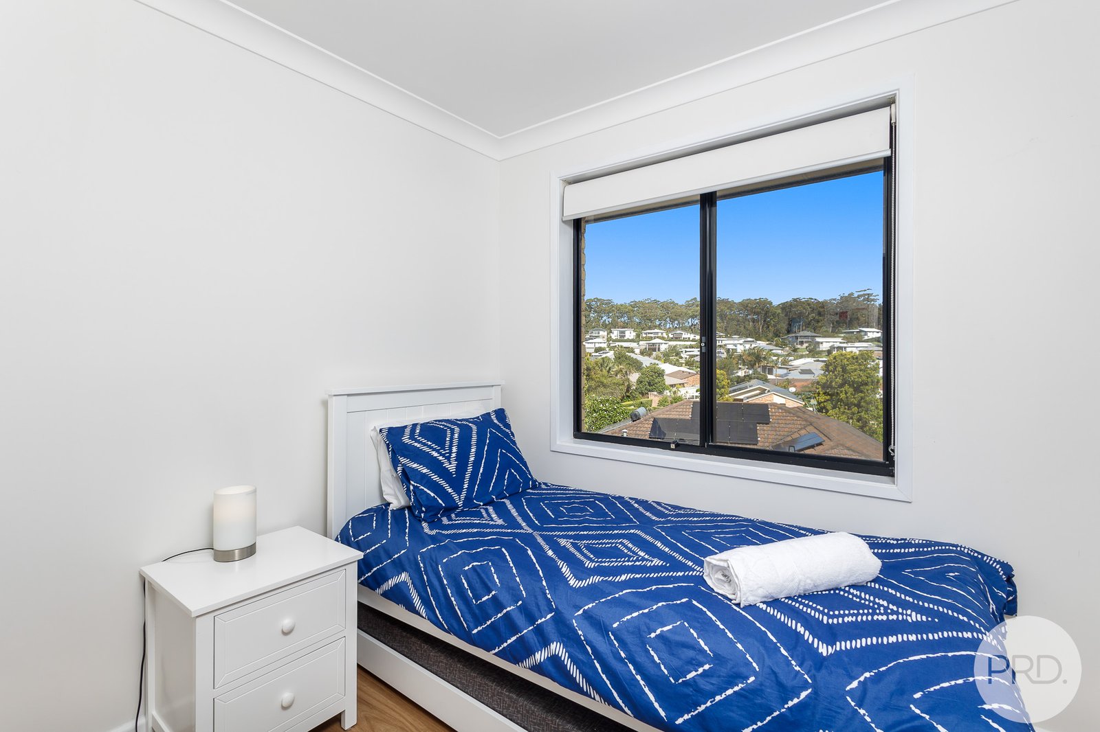 3a The Breakwater  CORLETTE 17