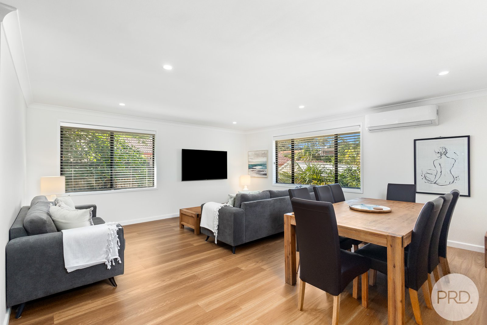 3a The Breakwater  CORLETTE 2