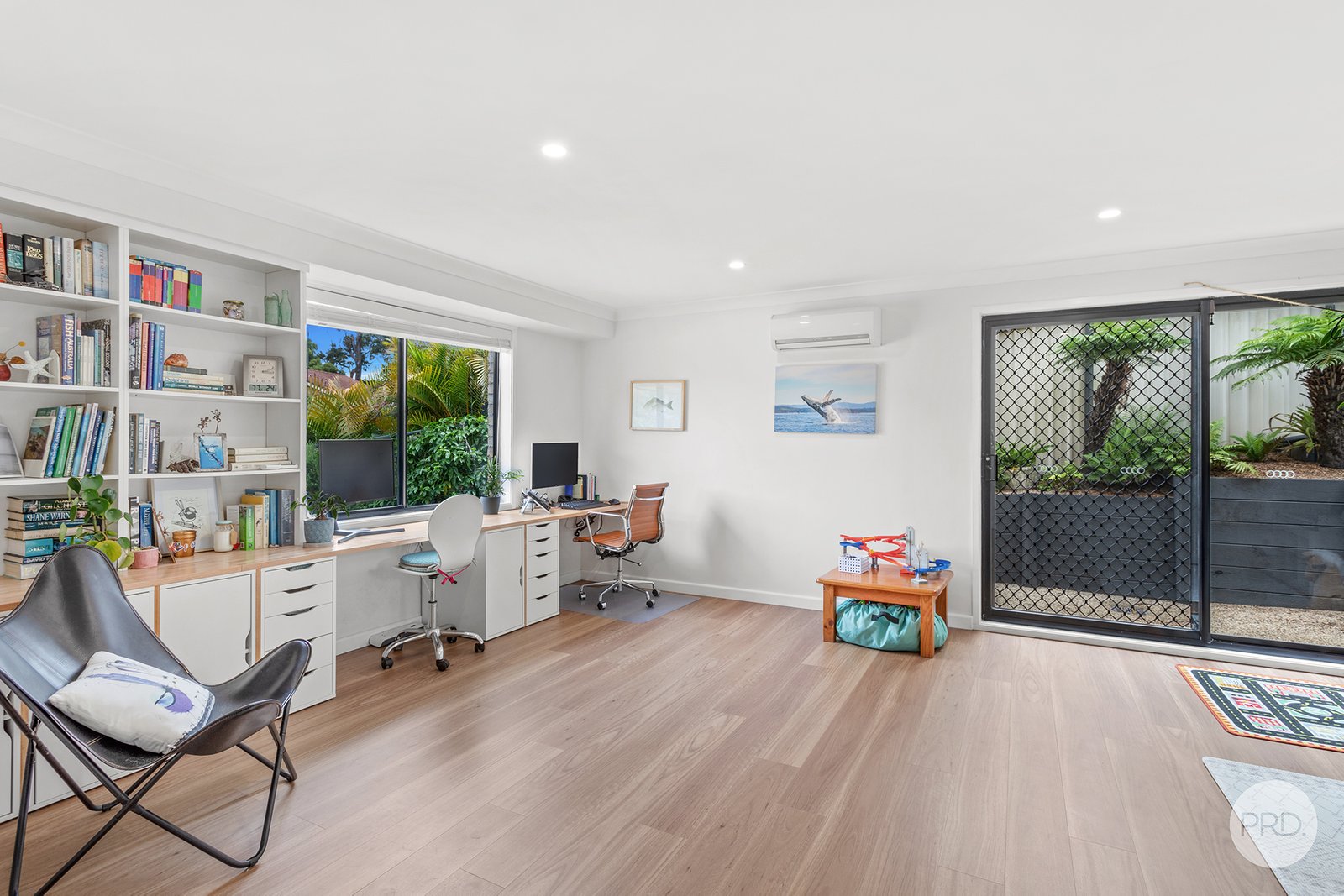 3a The Breakwater  CORLETTE 4