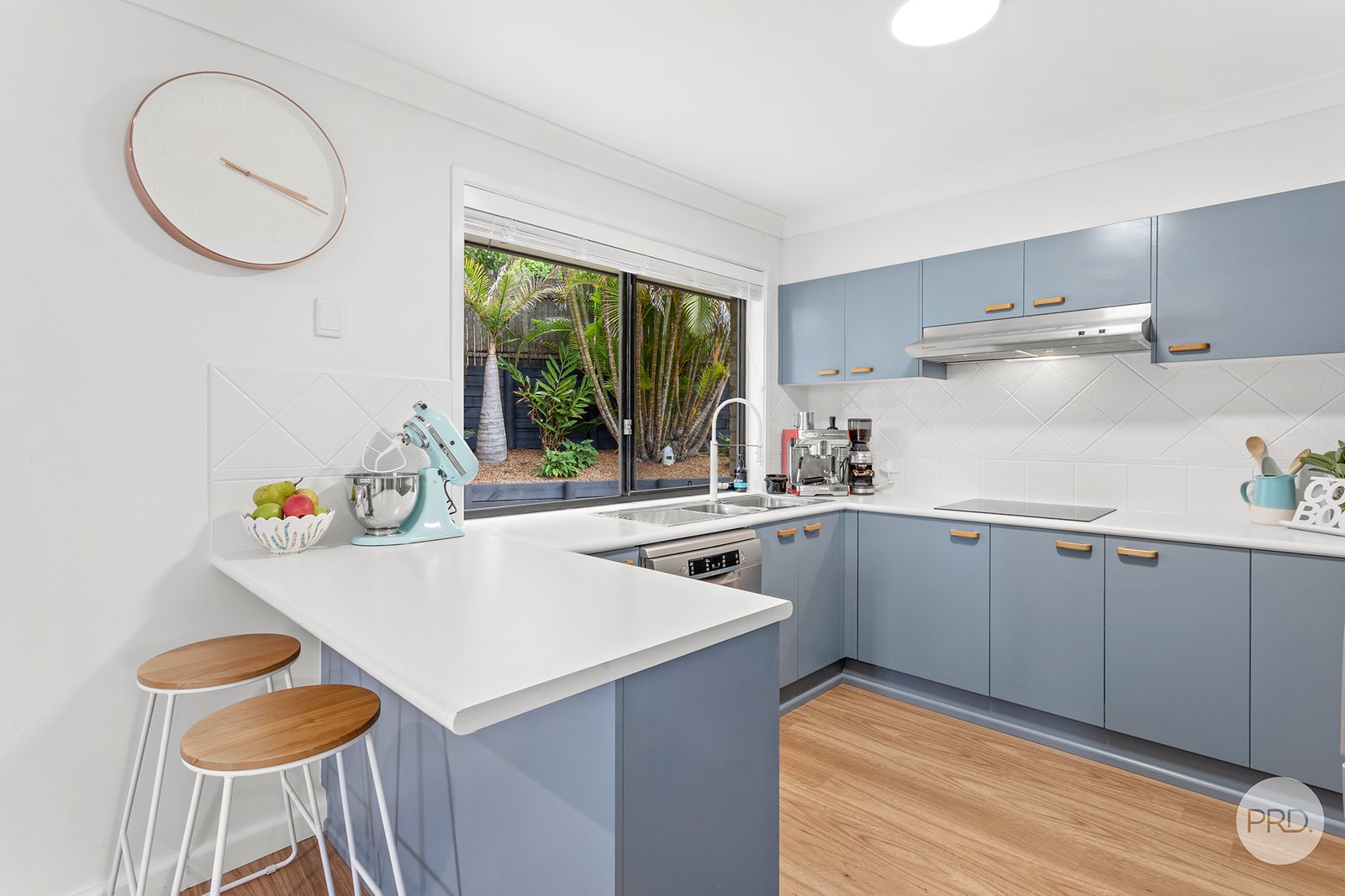 3a The Breakwater  CORLETTE 7