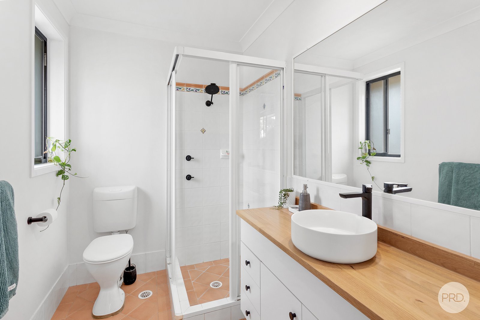 3a The Breakwater  CORLETTE 14