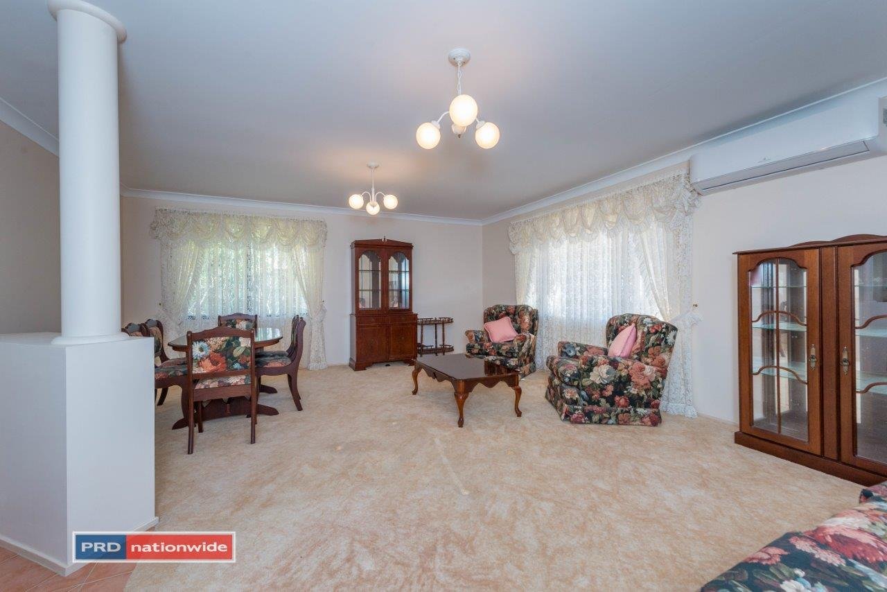 3a The Breakwater  CORLETTE 8